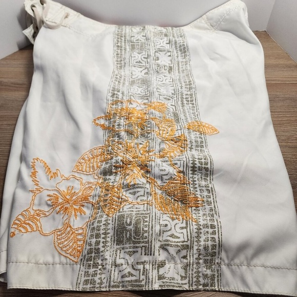 Old Navy Floral Design Men's Swim Trunk's Size XL - Picture 5 of 6